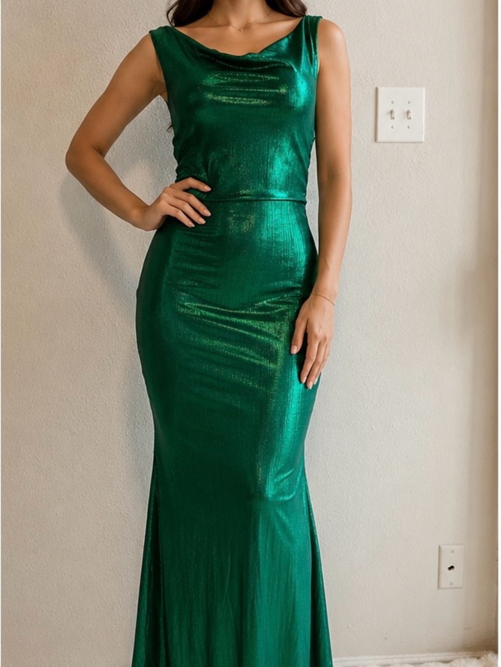 Elegant Green Cowl Neck Mermaid Dress